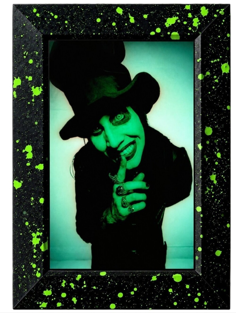 Marilyn Manson Edgy Metal Gothic Rock Alternative punk edgy Goth 90s retro Star